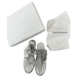 Ballerinas prateadas Zimmermann com aplique floral Prata