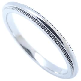 Tiffany & Co Anello Milgrain Tiffany in Platino Argento
