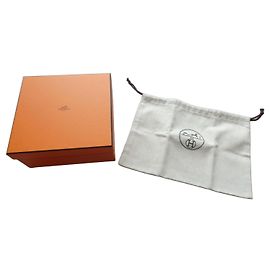 Hermès box for mini Kelly 2 bag with its chevron canvas dustbag Orange