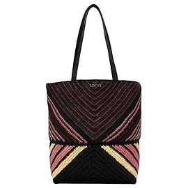 Loewe Fold Tote Medium in nero, bordeaux, rosa e beige. Puzzle. Accenti in pelle di rafia. Disponibile con hardware nero. Per uomini e donne. Nero