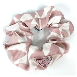 Accessorio per capelli PRADA con logo triangolare, scrunchie in nylon, rosa, donna Rosa