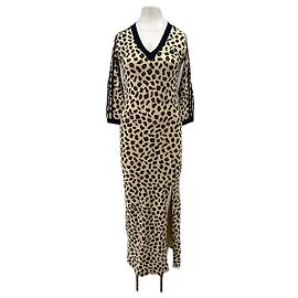 Adidas Vestido largo con estampado de leopardo Castaño