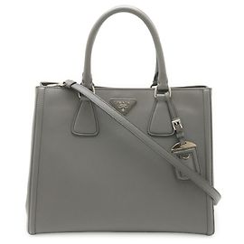 Sac à main Galleria PRADA en cuir Saffiano ton sur ton et gris Noir