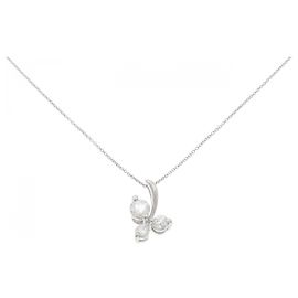 Tasaki Platinum Diamond Necklace Silvery Metallic