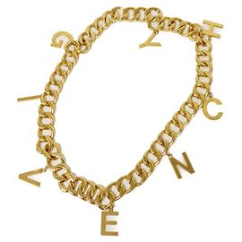 Collar Miami Cuban con charm de logo Givenchy Dorado Metálico