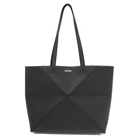 Loewe PUZZLE FOLD TOTE HORIZONTAL MEDIUM aus Kalbsleder Schwarz