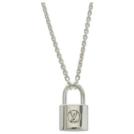 Louis Vuitton Silver Lockit UNICEF Anhänger Halskette Silber Metallisch