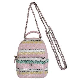 Chanel 2024 Mini Sac à Dos en Tweed Rose Rose