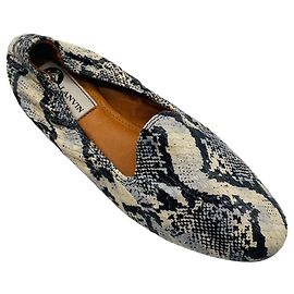 Sapatilhas de pele de cobra em marfim / preto da Lanvin Bege