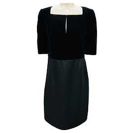 Schwarzes Samt-Cocktailkleid von Akris Schwarz