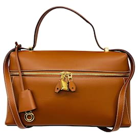 Loro Piana Tan Kalbsleder L27 Extra Tasche Kamel