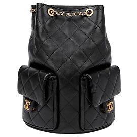 Chanel Mochila com duas bolsas e logo CC Preto