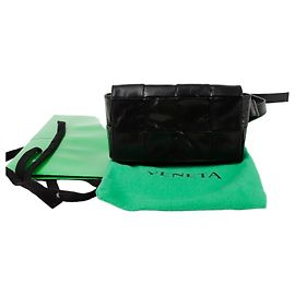 Bottega Veneta Mini-Gürtel Tasche Cassette Schwarz