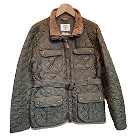 Chaqueta acolchada Aigle verde con cinturón Verde