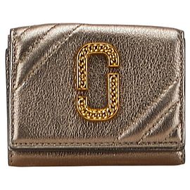 MARC JACOBS The Glam Shot Leather Trifold Wallet Golden