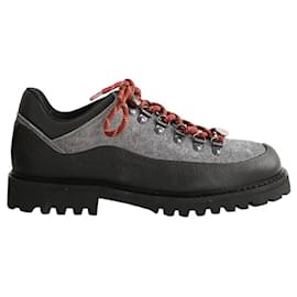 Autre Marque Scarpe stringate in pelle nera Nero