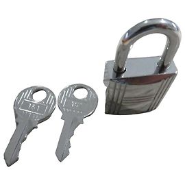 cadenas hermès neuf jamais servi acier pallaidé 2 clefs 161 dustbag et boite Bijouterie argentée