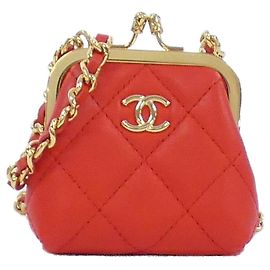 Chanel AP3123 Lammleder Ketten-Clutch Rot Golden