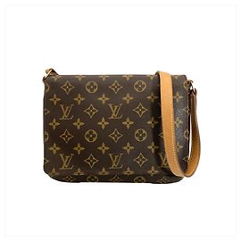 Bolsa de Ombro Musette Tango com Alça Curta Louis Vuitton Marrom Monograma