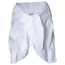 Autre Marque Andres Otalora, Leinenbluse mit Schleife Weiß