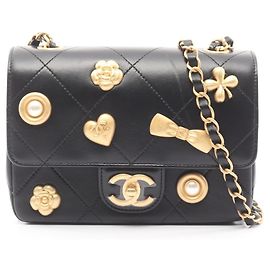 Borsa a Spalla Icon Matelassé di Chanel Nero