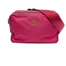 Bolsa de ombro em nylon Prada na cor rosa Rosa