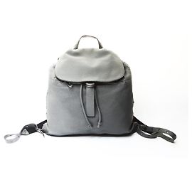 Bottega Veneta Leather Intrecciato Backpack in Gray Brown