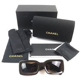 Occhiali da sole COCO Mark di Chanel Marrone