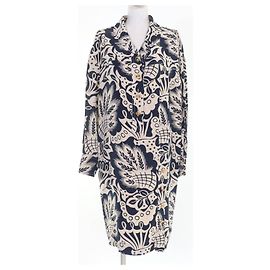 Vestido de seda Chanel Bege