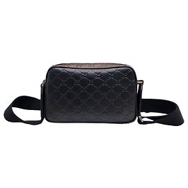Gucci Borsa a tracolla piccola GG Emblem Nero