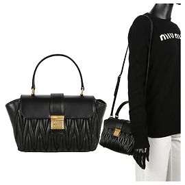 Borsa a Spalla Miu Miu Matelassé in Nappa VOOO Nero