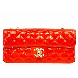 Chanel Bolso con solapa de charol Roja