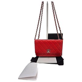 Chanel Trendy CC WOC em couro de cordeiro prateado Prata