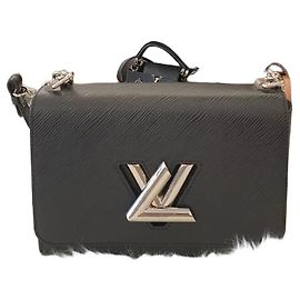 Louis Vuitton Twist MM Preto com Acabamento Prateado Preto