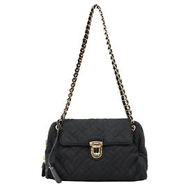 Prada Borsa a spalla nera trapuntata con catena Nero