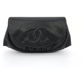 Chanel WOC Half Moon en Caviar Noir