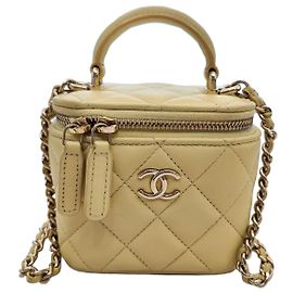 Chanel Borsa a tracolla mini in pelle di agnello con catena Vanity Giallo