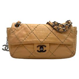 Chanel Bolsa com aba com zíper Wild Stitch bege Marrom