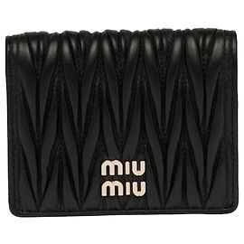 Miu Miu Matelassé Leather Wallet Black Black