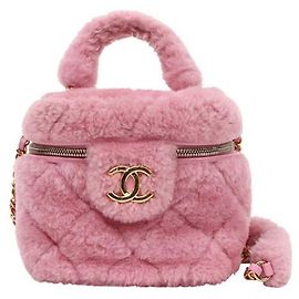 Chanel Sac Vanity en shearling rose Rose