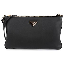 Prada Bolsa de ombro de couro macio Preto