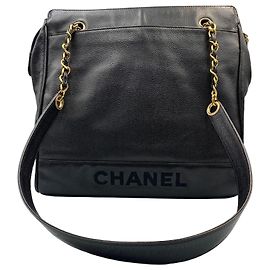 Chanel Borsa a spalla con catena e logo Caviar Nero