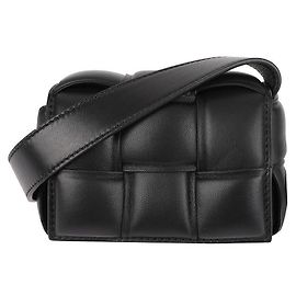 Bottega Veneta Bolsa de mão acolchoada Intrecciato Candy Preto