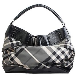 Burberry Große Schultertasche mit schwarzem Crinkle-Check Schwarz