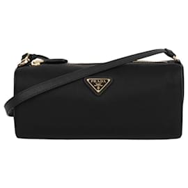 Prada Bolso de Hombro con Logo Triangular Negro