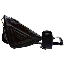 Prada Bolso cruzado con logo triangular negro Negro