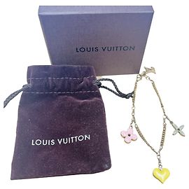 Pulsera de oro Sweet Monogram de Louis Vuitton Dorado