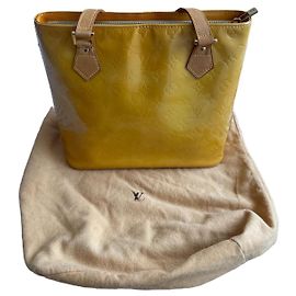Louis Vuitton – Houston Monogram Vernis Jaune
