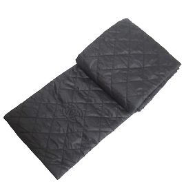 Bufanda acolchada matelassé Coco Mark de Chanel Negro