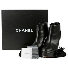 Chanel Bottines à talons Taille Noir